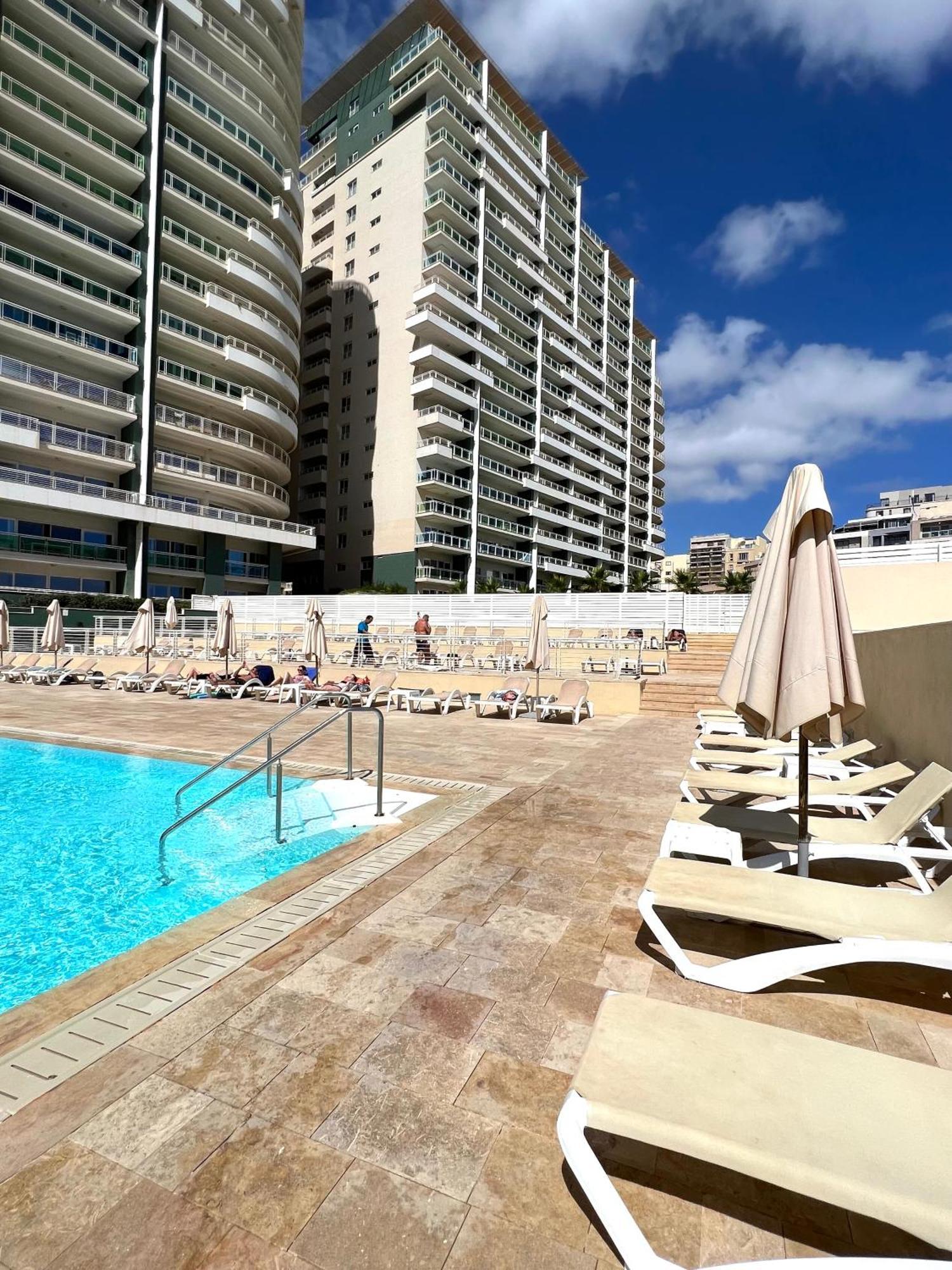 Luxury Seafront 3Br With Pool By Arcobnb 슬리에마 외부 사진